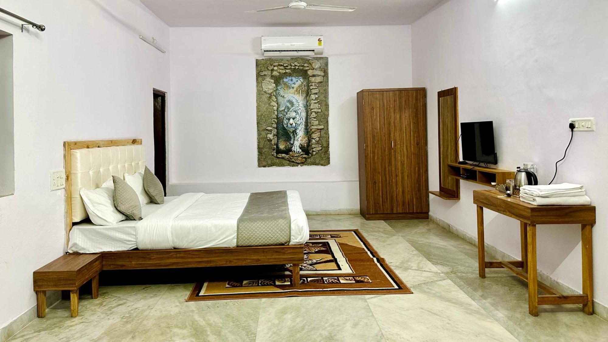 The Burj Resort Luxurious Stay Udaipur Exterior photo
